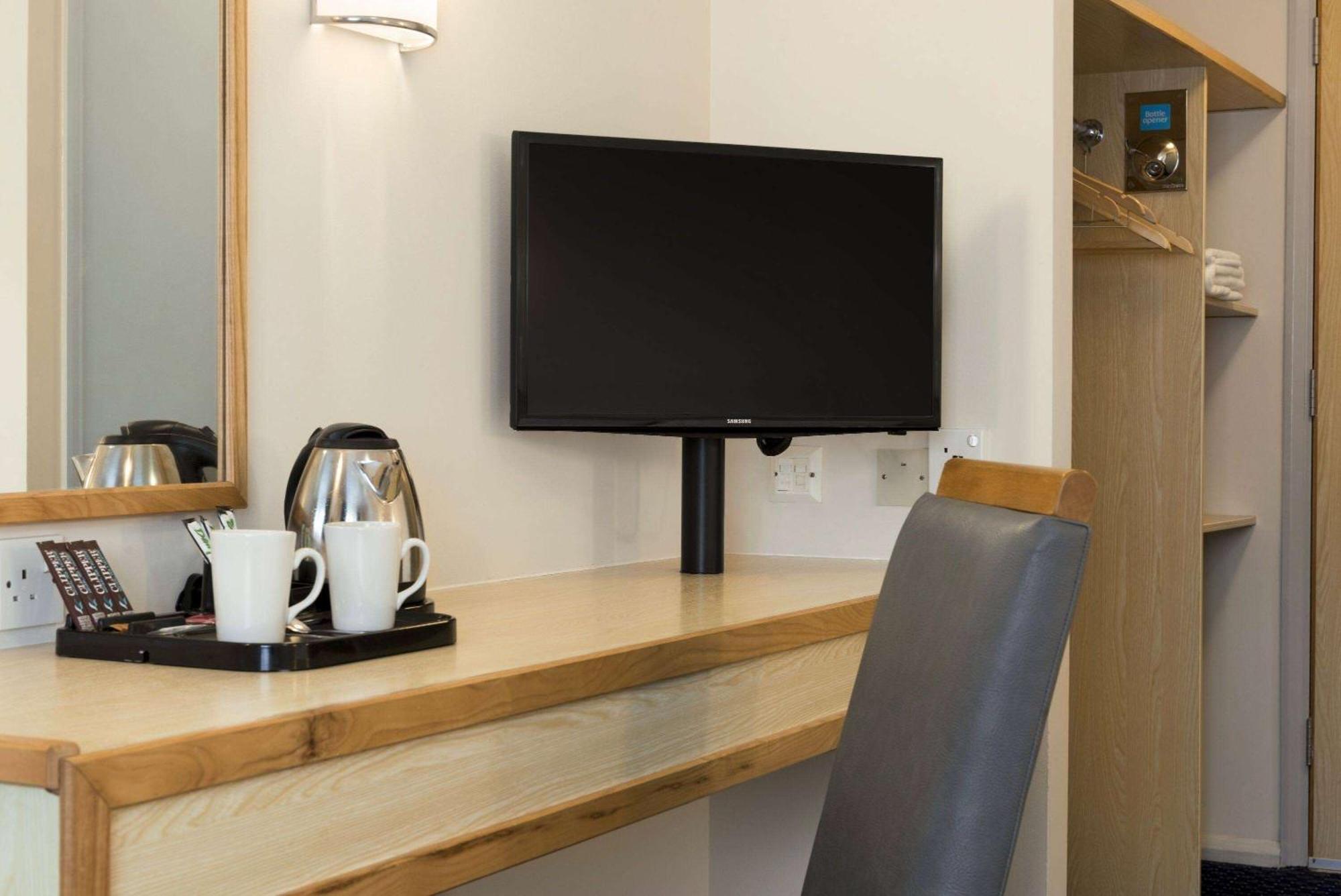 Days Inn Sutton Scotney North Zewnętrze zdjęcie