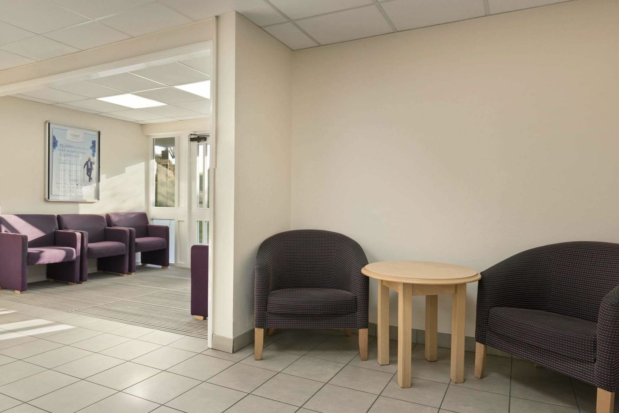 Days Inn Sutton Scotney North Zewnętrze zdjęcie